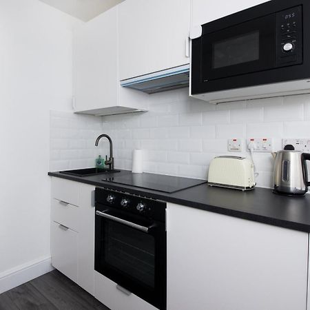 Apartament Guestready - Monochromatic Retreat Liverpool Zewnętrze zdjęcie